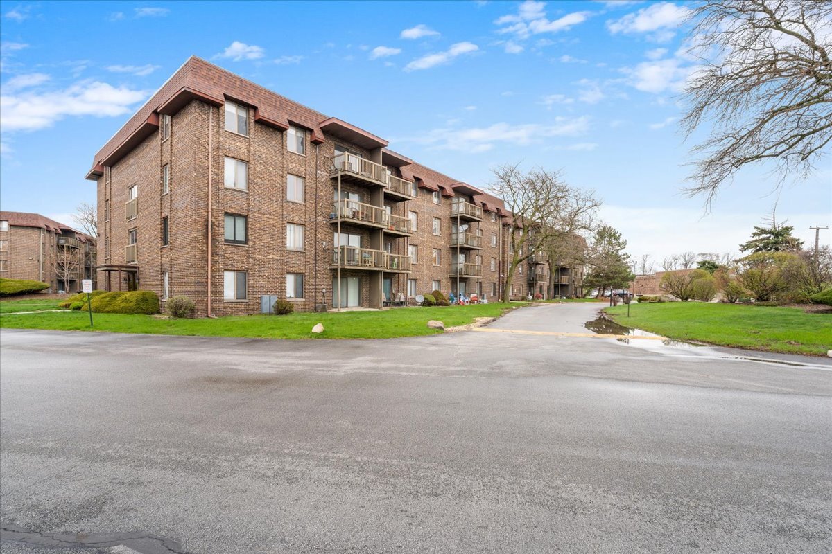 1st image of 820 Elder Rd #C411, Homewood, IL 60430 | MLS# 12616895
