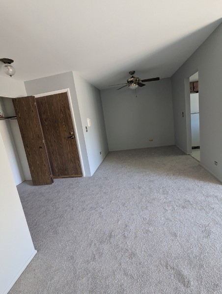 3rd image of 1470 Williamsburg Dr #D2, Schaumburg, IL 60193 | MLS# 12617030