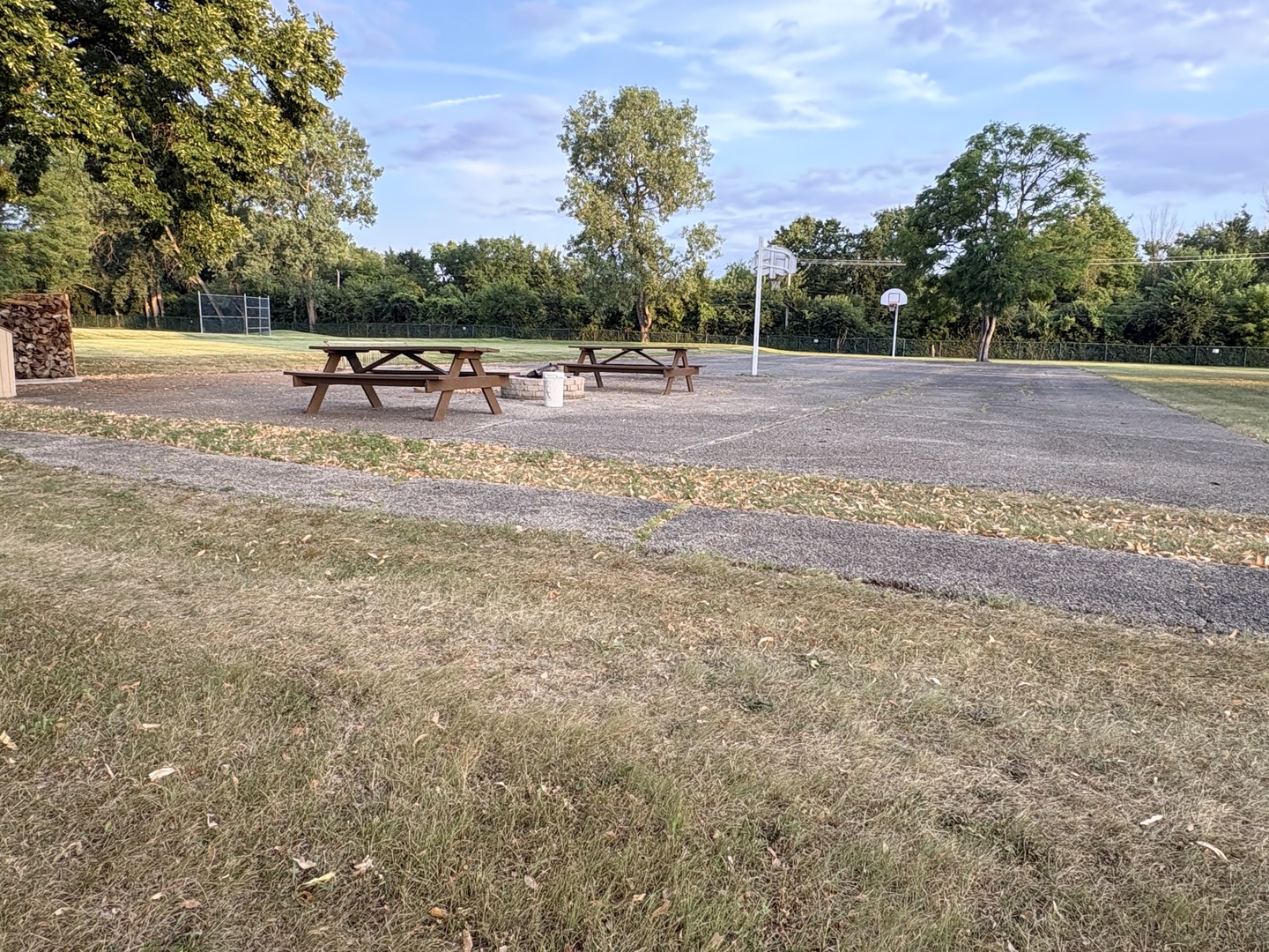 2nd image of 52 Oak Hl Colony, Fox Lake, IL 60020