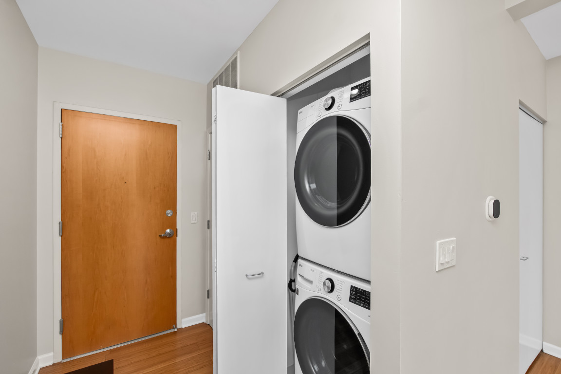 Homes for sale in Evanston, IL | 1210 Chicago Ave, Evanston, IL 60202