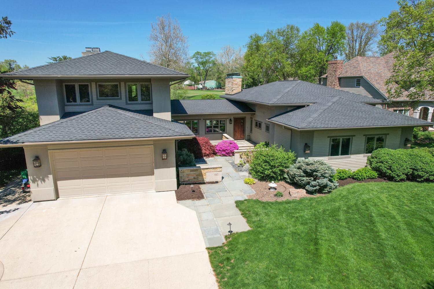 Homes for sale in Champaign, IL | 60 Greencroft Dr, Champaign, IL 61821 | MLS# 12623217