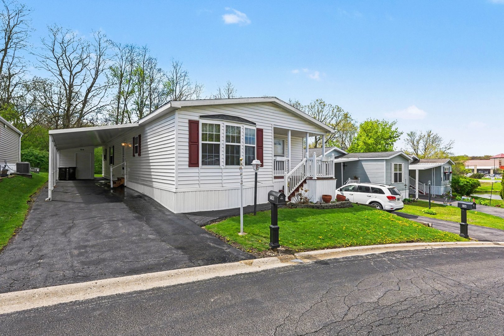 Homes for sale in Crystal Lake, IL | 700 Hillcrest Ln, Crystal Lake, IL 60014 | MLS# 12623399