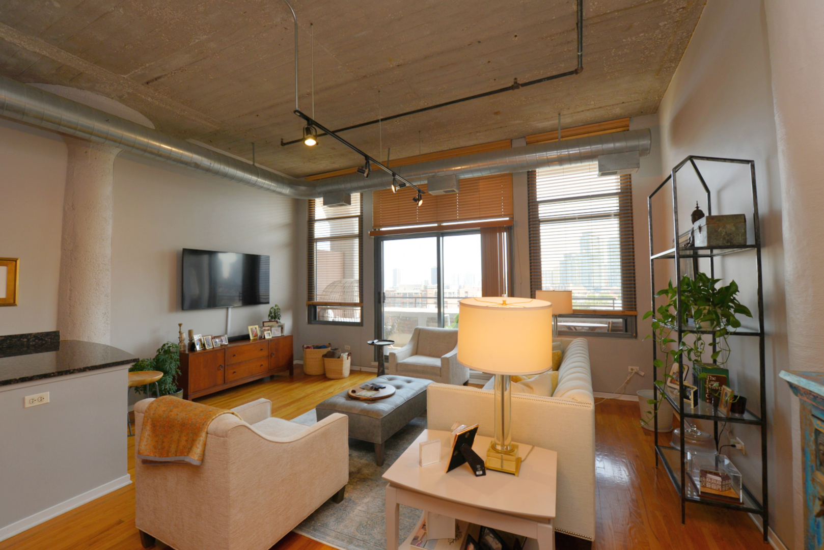 Homes for sale in Chicago, IL | 900 N Kingsbury St, Chicago, IL 60610