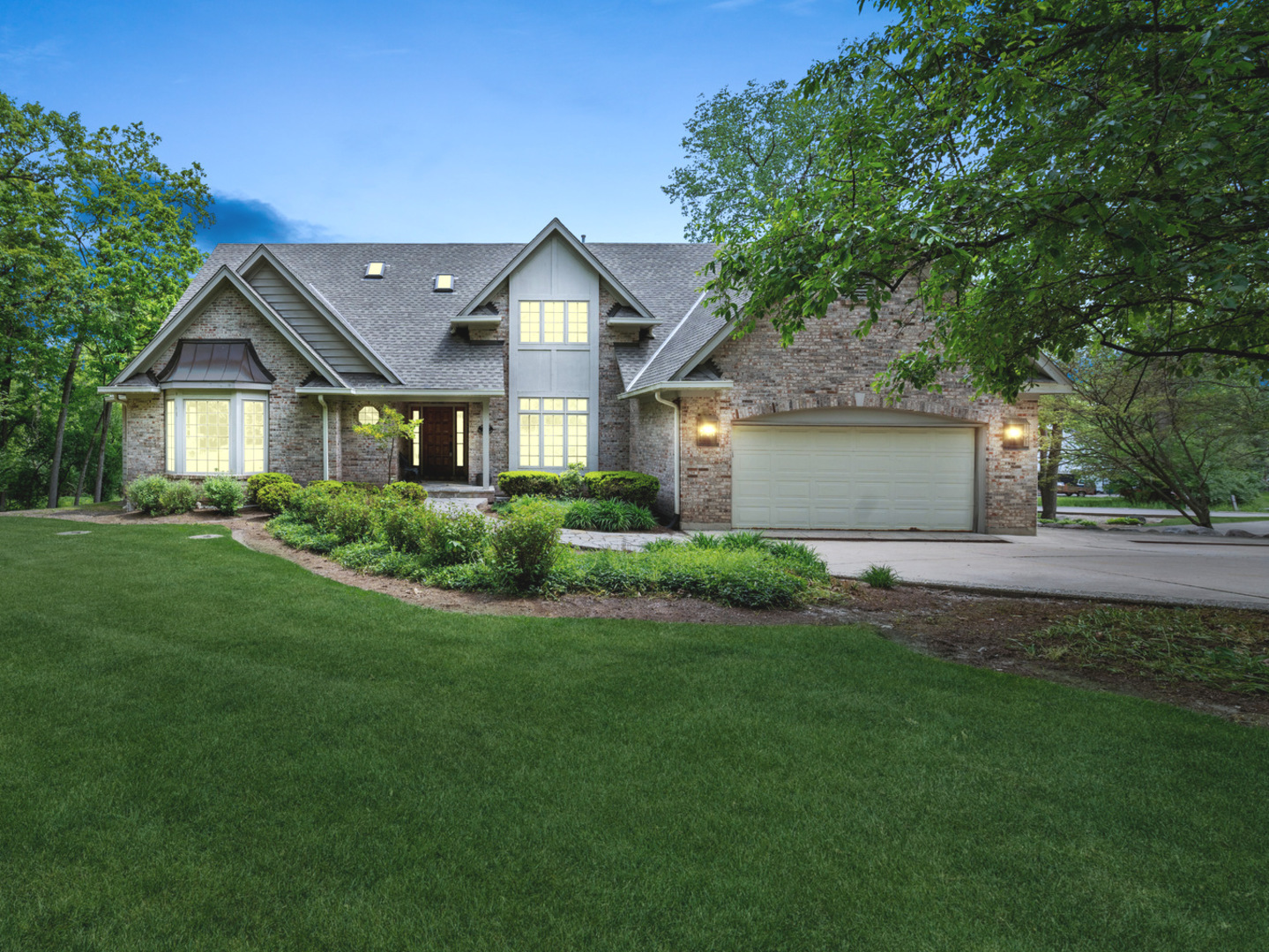 1st image of 6414 Vermont Trl, Crystal Lake, IL 60012 | MLS# 12626581
