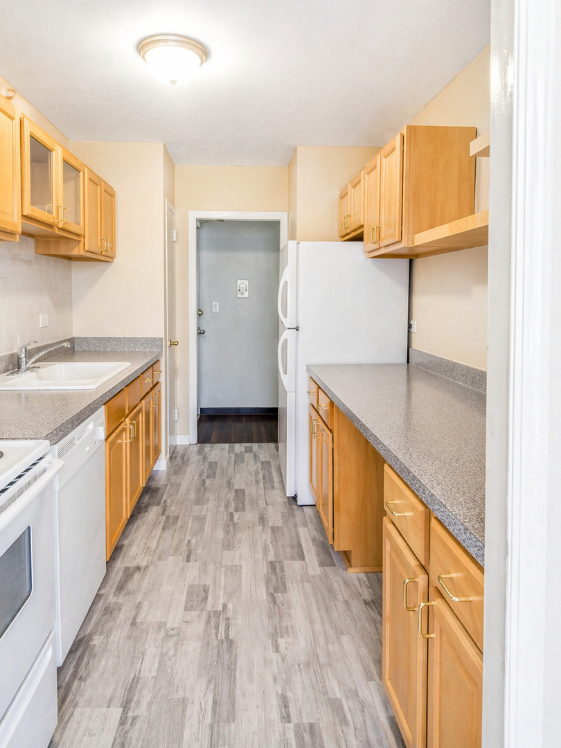 Homes for sale in Chicago, IL | 6301 N Sheridan Rd #15B, Chicago, IL 60660 | MLS# 12627126