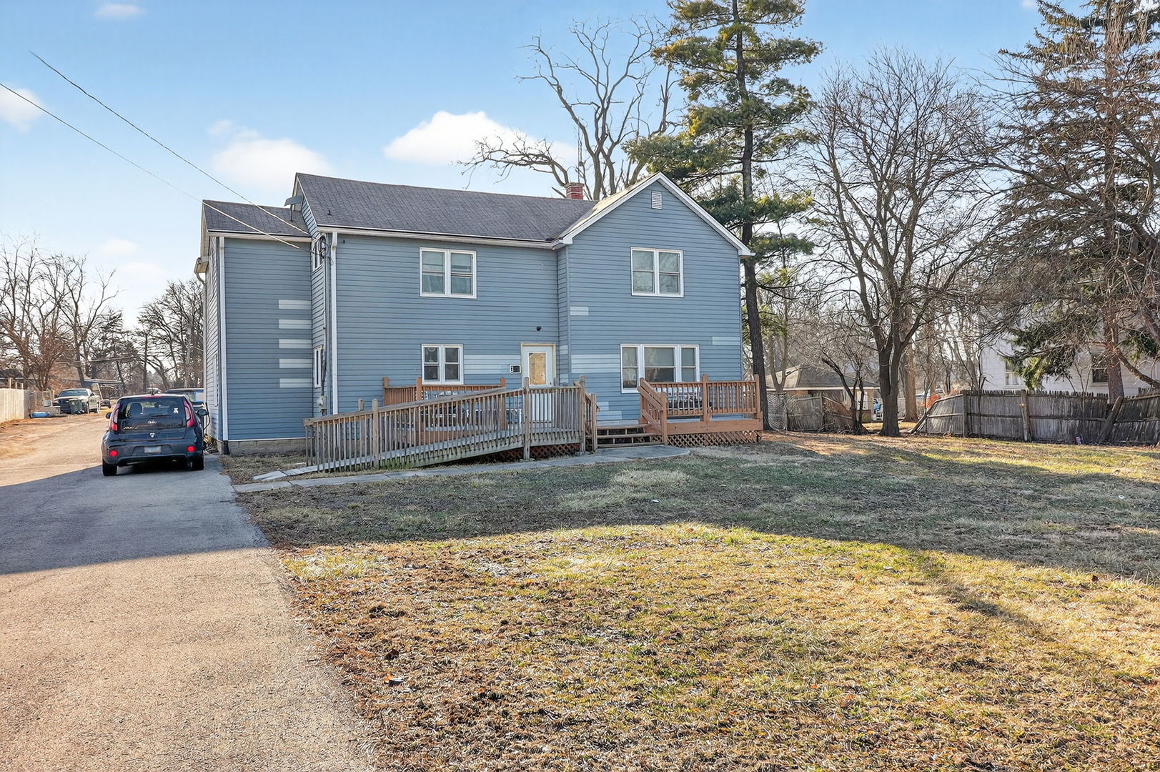 Homes for sale in Downers Grove, IL | 325 Oldfield Rd, Downers Grove, IL 60516 | MLS# 12627166