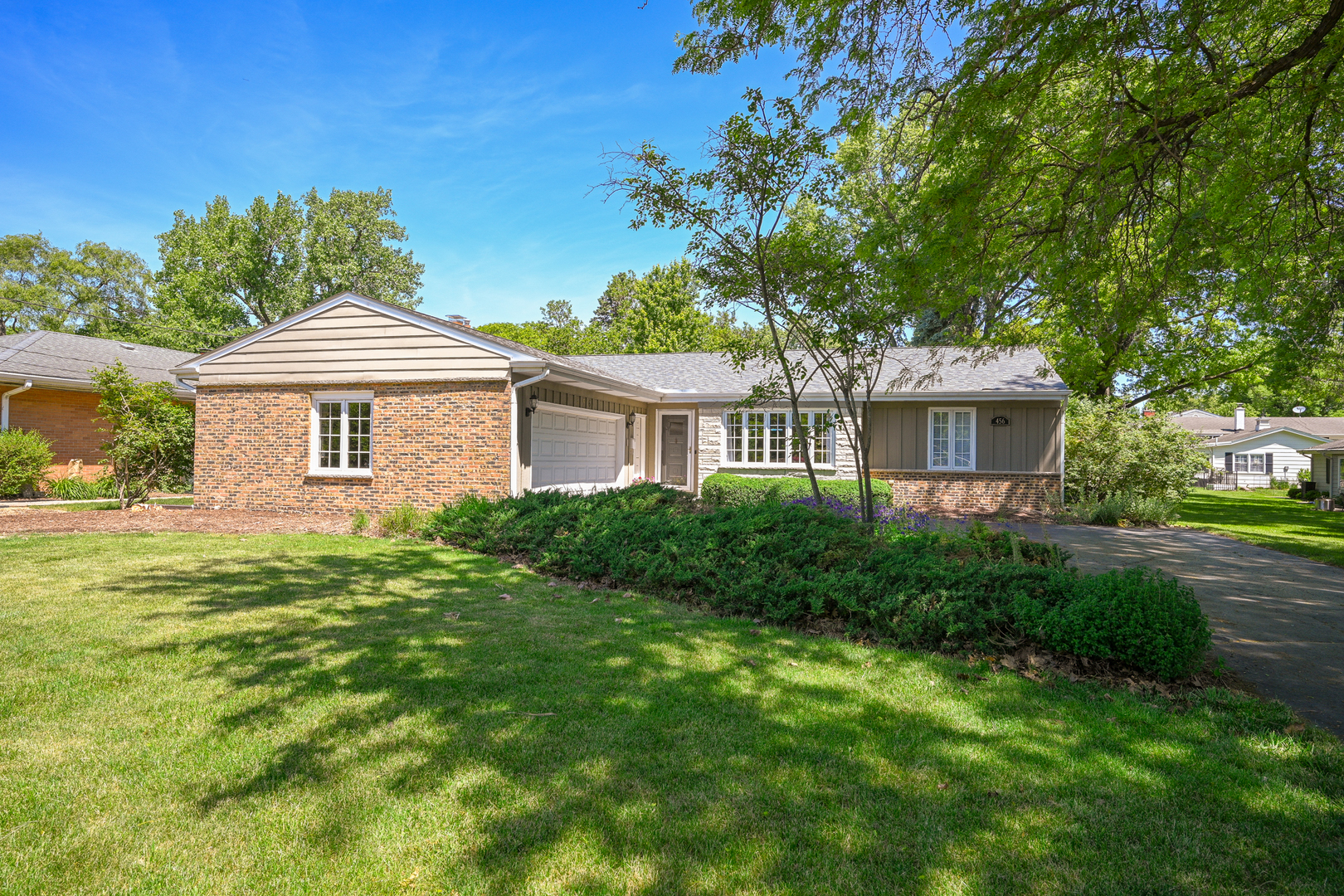 Homes for sale in Glen Ellyn, IL | 456 Fairview Ave, Glen Ellyn, IL 60137 | MLS# 12627684