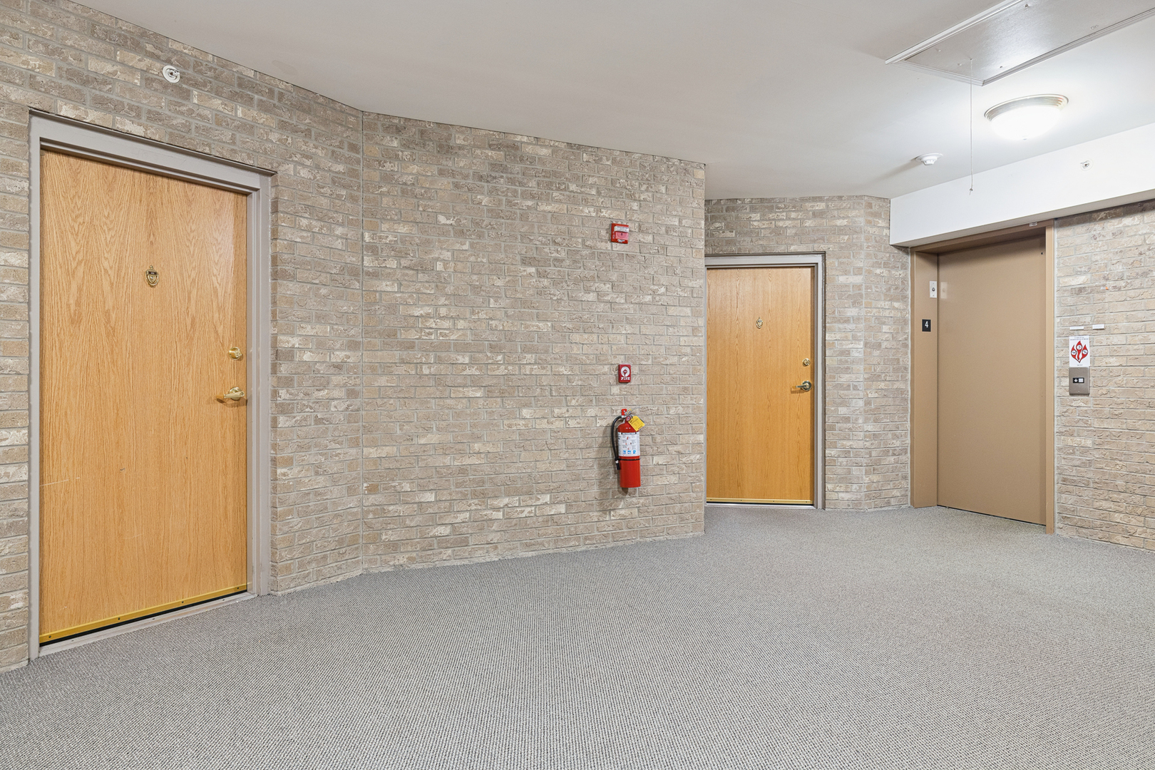 Homes for sale in Homer Glen, IL | 14100 Sheffield Dr #403, Homer Glen, IL 60491 | MLS# 12627993