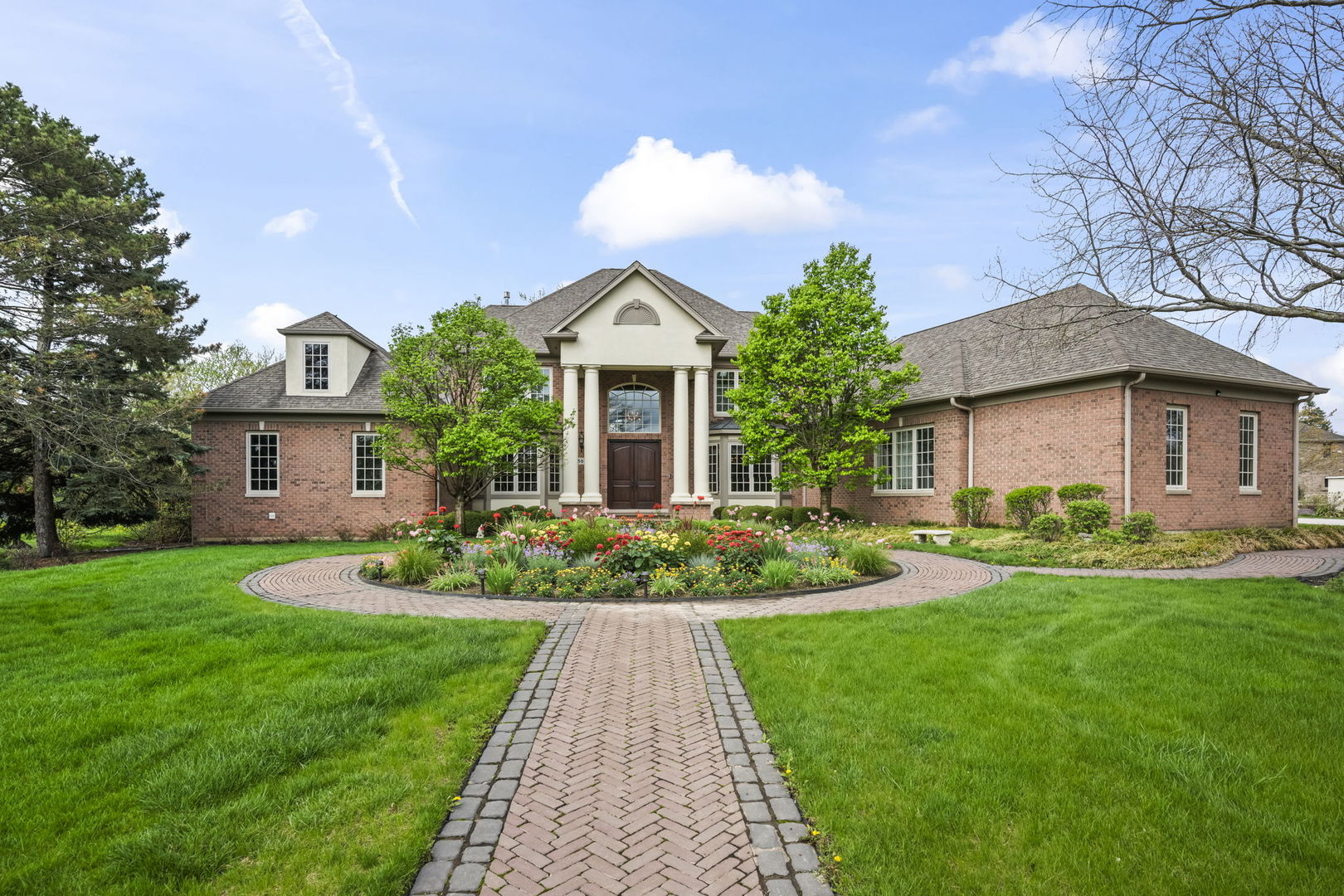 Homes for sale in Elk Grove Village, IL | 502 Forest View Ave, Elk Grove Village, IL 60007 | MLS# 12628914
