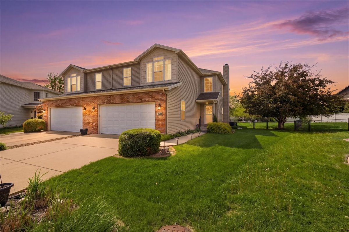 Homes for sale in Normal, IL | 3400 Horse Creek Dr, Normal, IL 61761 | MLS# 12629265