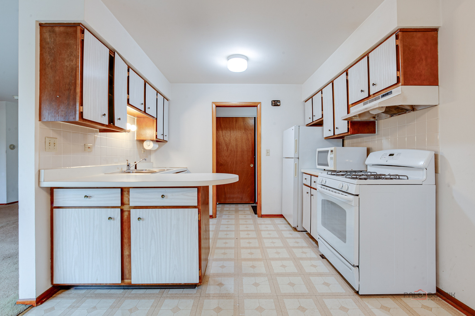 Homes for sale in Arlington Heights, IL | 809 E Miner St #3B, Arlington Heights, IL 60004 | MLS# 12630226