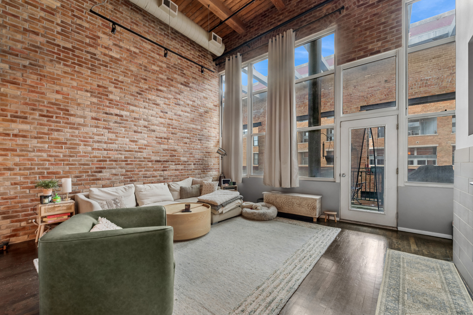 Homes for sale in Chicago, IL | 1000 W Washington Blvd #430, Chicago, IL 60607 | MLS# 12630362