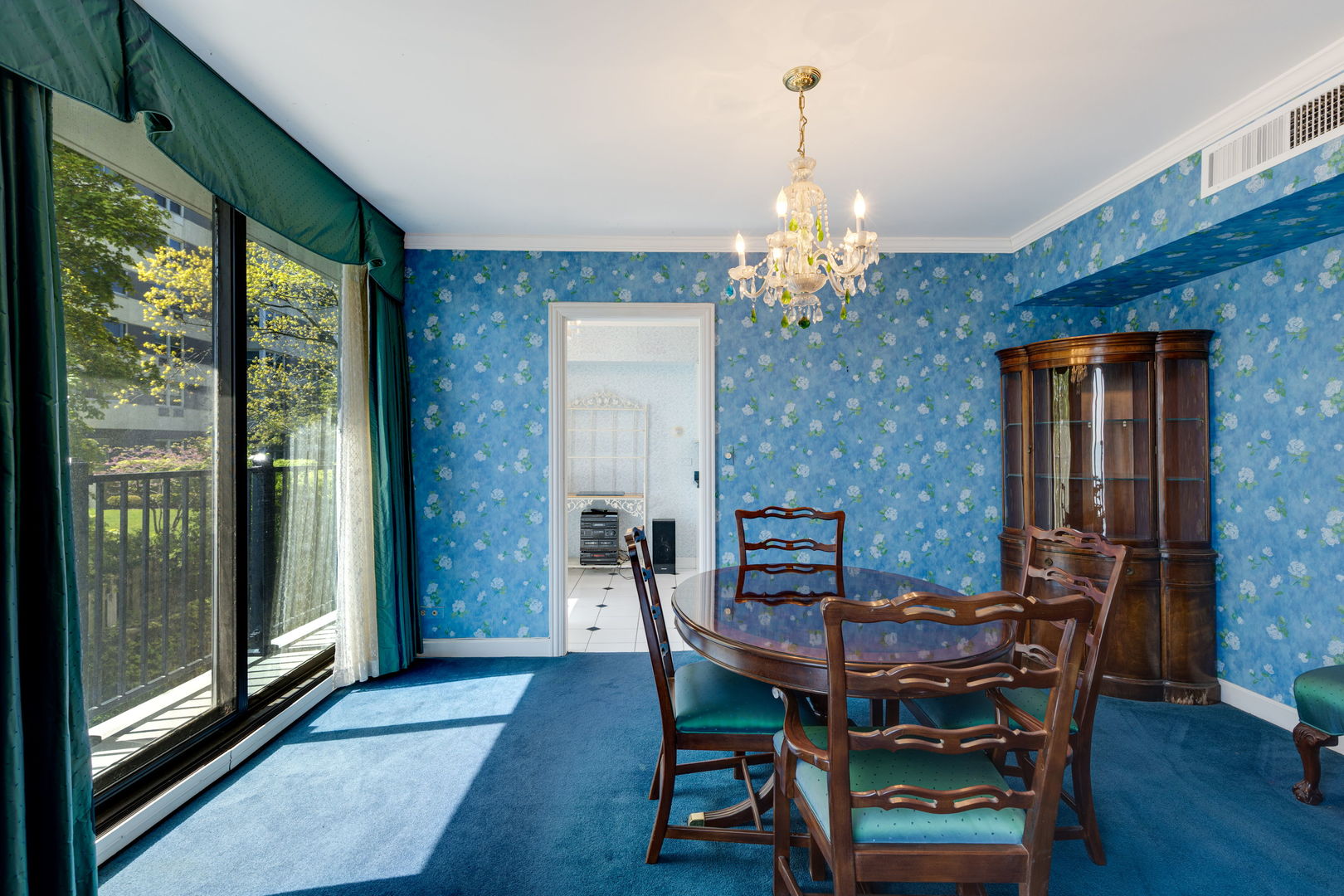Homes for sale in Wilmette, IL | 1420 Sheridan Rd, Wilmette, IL 60091