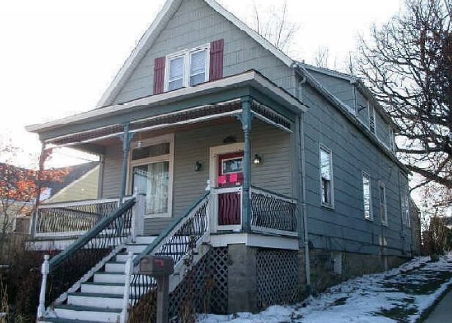 2nd image of 12552 Highland Ave, Blue Island, IL 60406 | MLS# 12631344