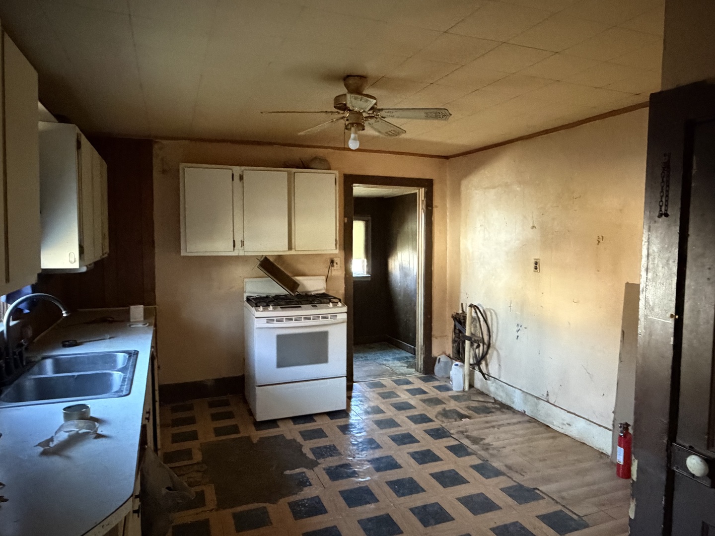 Homes for sale in Paxton, IL | 327 S Elm St, Paxton, IL 60957 | MLS# 12632058