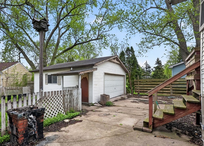 Homes for sale in Antioch, IL | 25174 W Claridan Ave, Antioch, IL 60002 | MLS# 12632386