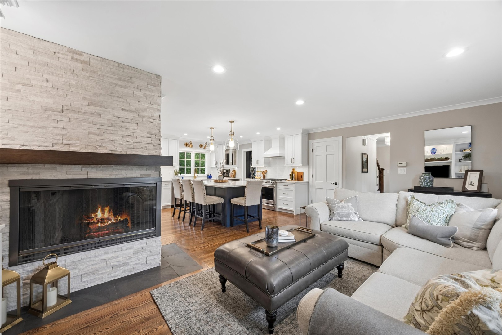 Homes for sale in Glen Ellyn, IL | 698 N Kenilworth Ave, Glen Ellyn, IL 60137 | MLS# 12632521