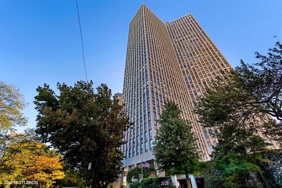Homes for sale in Chicago, IL | 2626 N Lakeview Ave #1604, Chicago, IL 60614 | MLS# 12632581