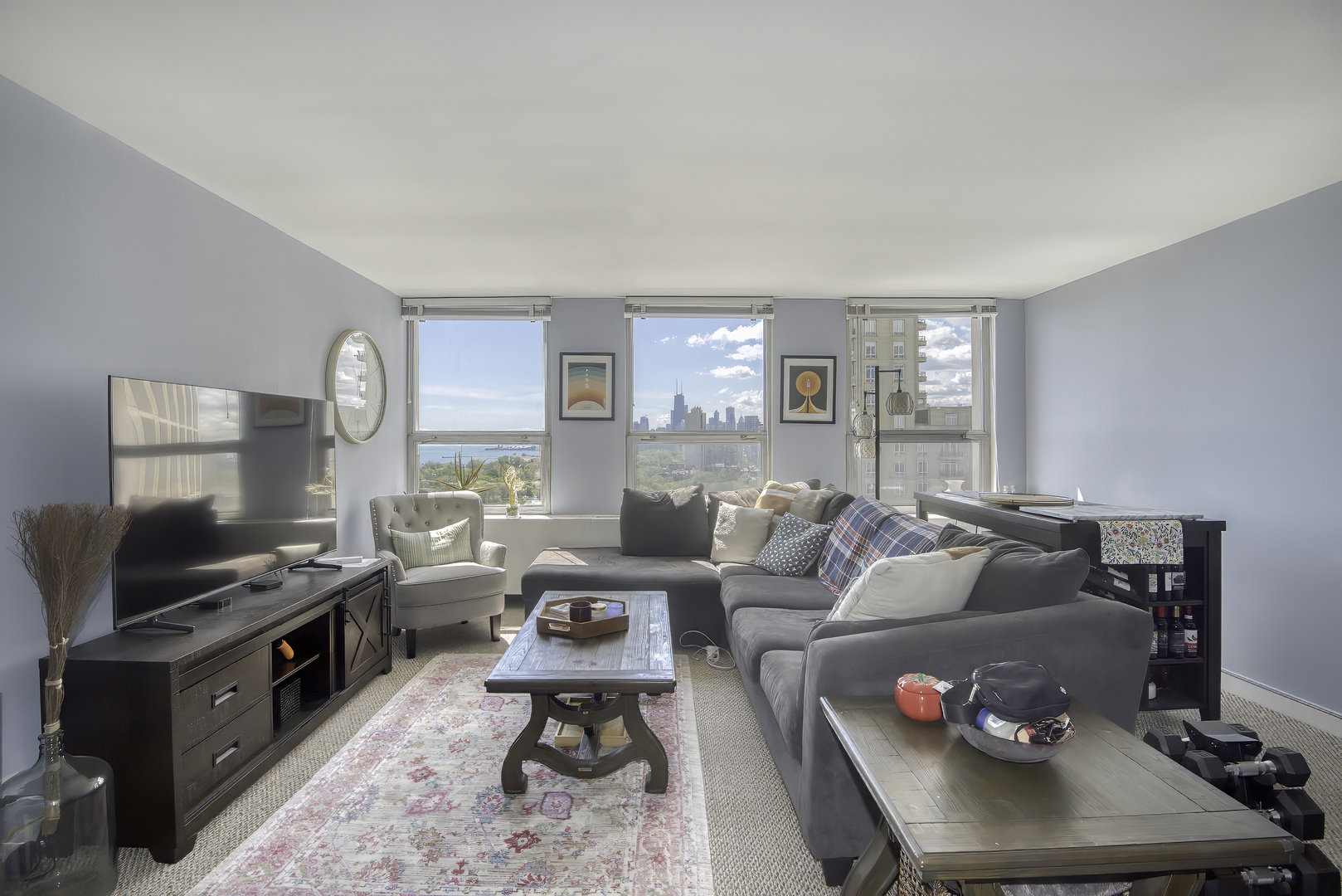 Homes for sale in Chicago, IL | 2626 N Lakeview Ave #1604, Chicago, IL 60614 | MLS# 12632581