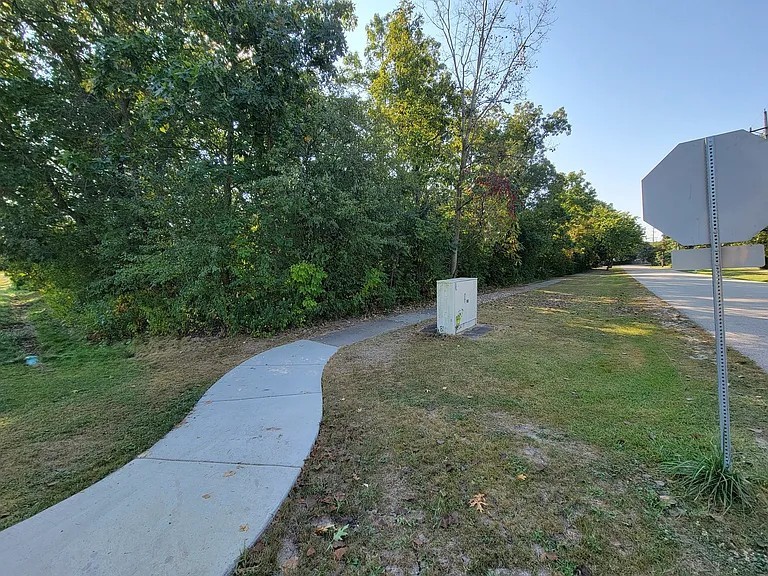 Homes for sale in Gurnee, IL | 125 S Delany Rd, Gurnee, IL 60031 | MLS# 12632617