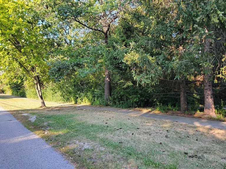 Homes for sale in Gurnee, IL | 125 S Delany Rd, Gurnee, IL 60031 | MLS# 12632617