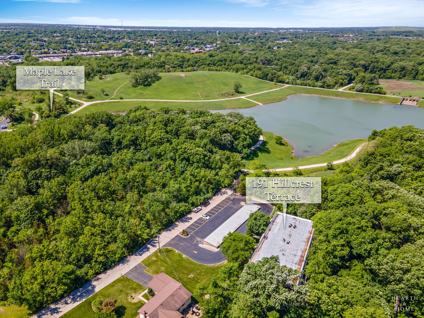 Homes for sale in Bloomingdale, IL | 191 Hillcrest Terrace, Bloomingdale, IL 60108 | Houzeo