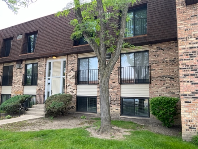 1st image of 183 N Waters Edge Dr W #301, Glendale Heights, IL 60139 | MLS# 12633880