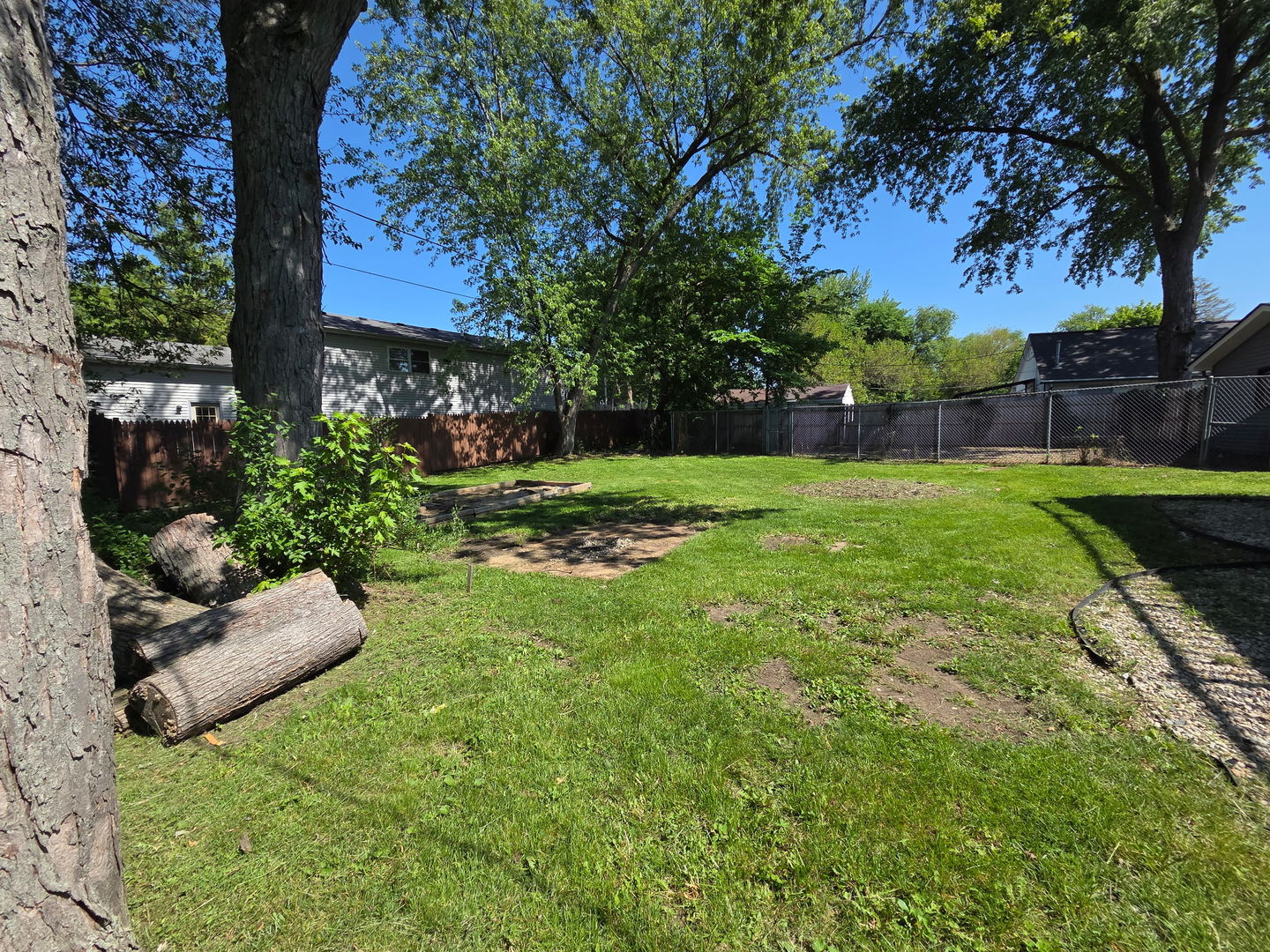 Homes for sale in Round Lake Beach, IL | 1517 Meadowbrook Dr, Round Lake Beach, IL 60073 | MLS# 12634422