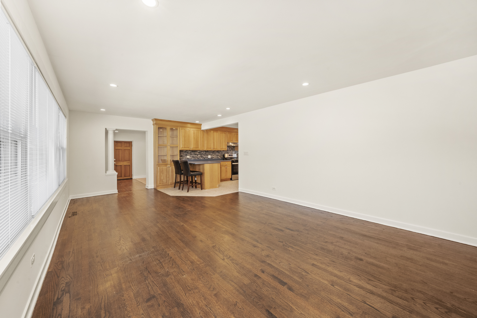 Homes for sale in Park Ridge, IL | 1621 S Crescent Ave, Park Ridge, IL 60068 | MLS# 12634550