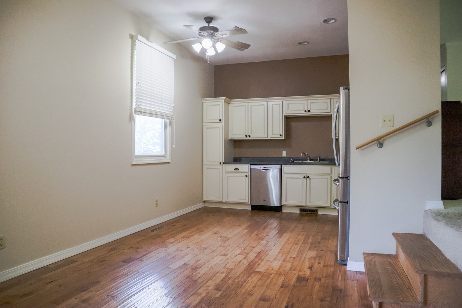 Homes for sale in Mahomet, IL | 1207 W Dianne Ln, Mahomet, IL 61853 | MLS# 12636440