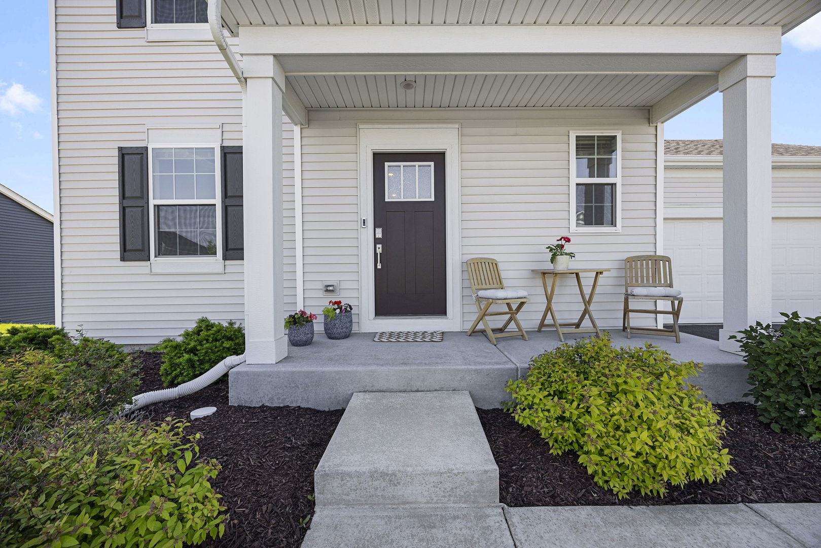 Homes for sale in Hampshire, IL | 1370 Highbrook Ave, Hampshire, IL 60140 | MLS# 12637107