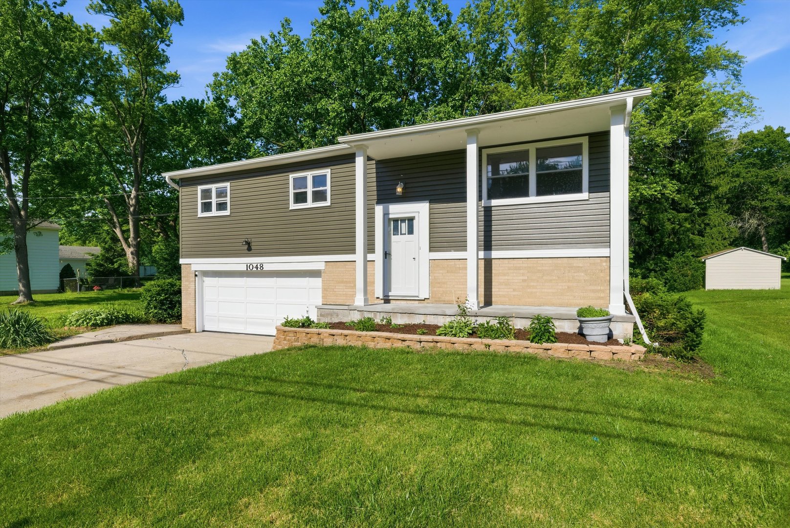 Homes for sale in Gurnee, IL | 1048 Belle Plaine Ave, Gurnee, IL 60031 | MLS# 12638153