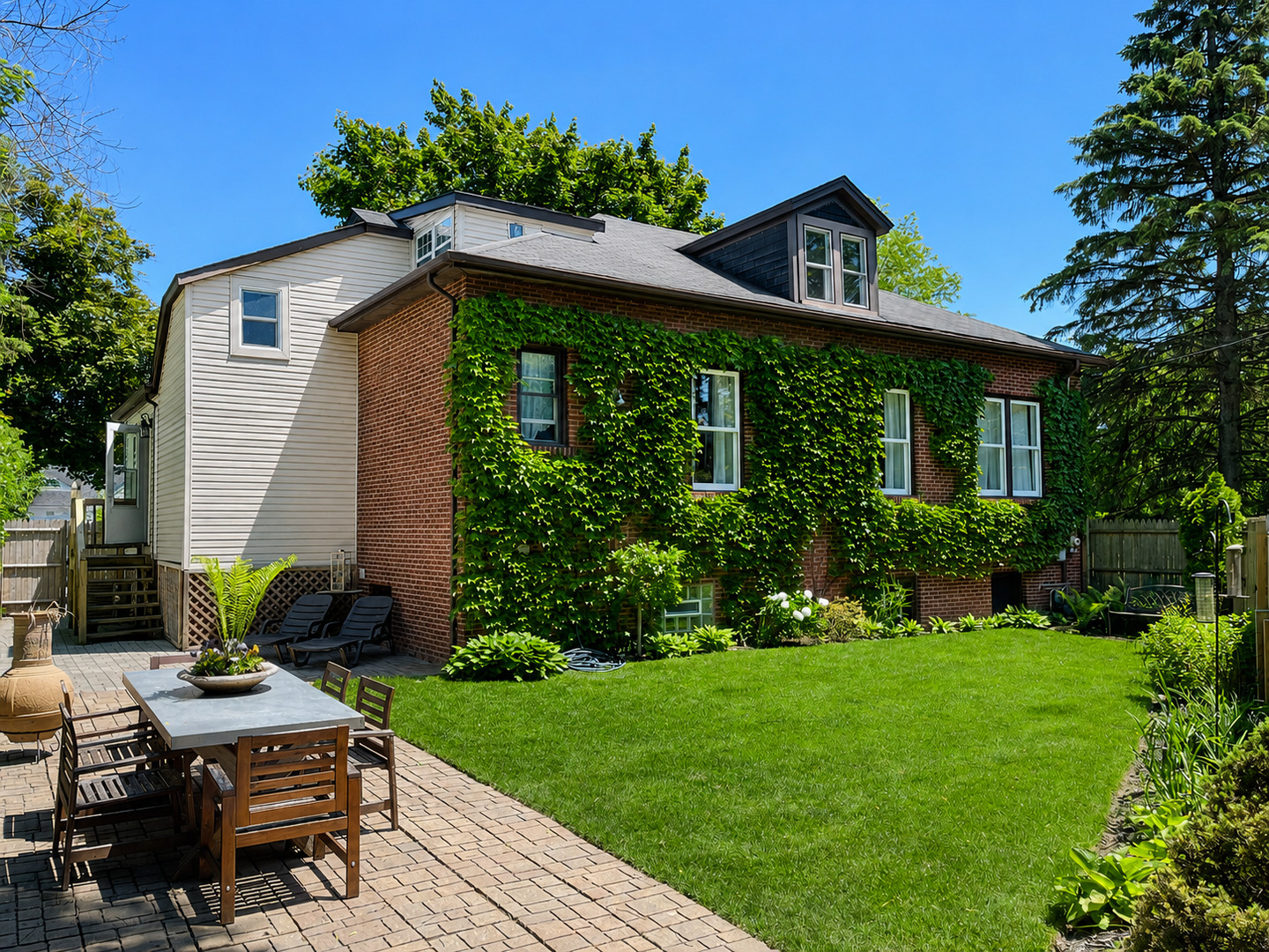 Homes for sale in Wilmette, IL | 1201 Middlebury Ln, Wilmette, IL 60091 | MLS# 12638619