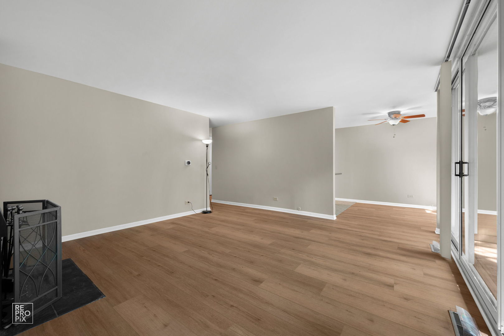 3rd image of 6010 Forest Vw Rd, Lisle, IL 60532
