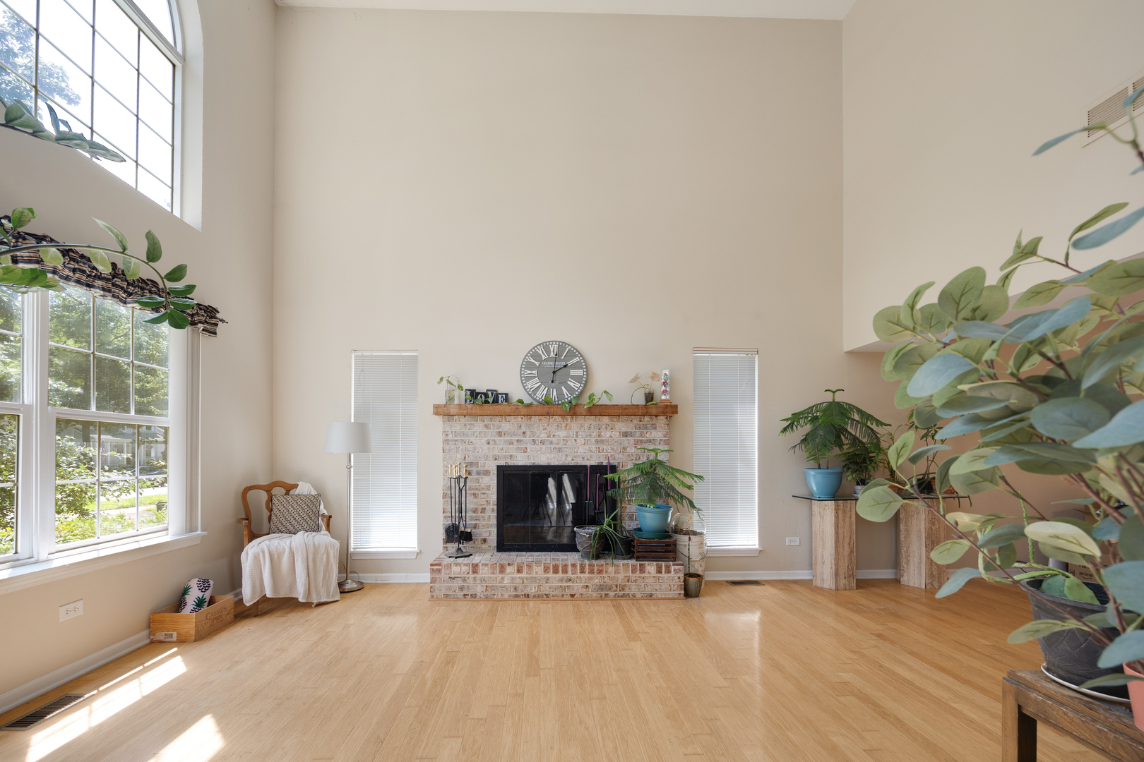 4th image of 8566 Cedar St, Fox Lake, IL 60020 | MLS# 12640273