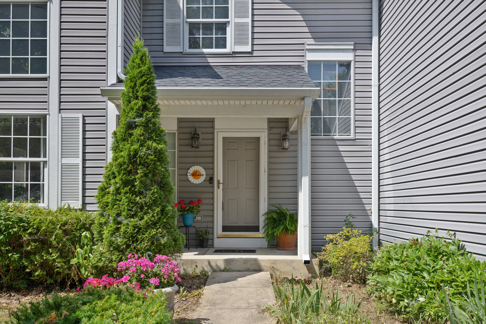 2nd image of 8566 Cedar St, Fox Lake, IL 60020 | MLS# 12640273