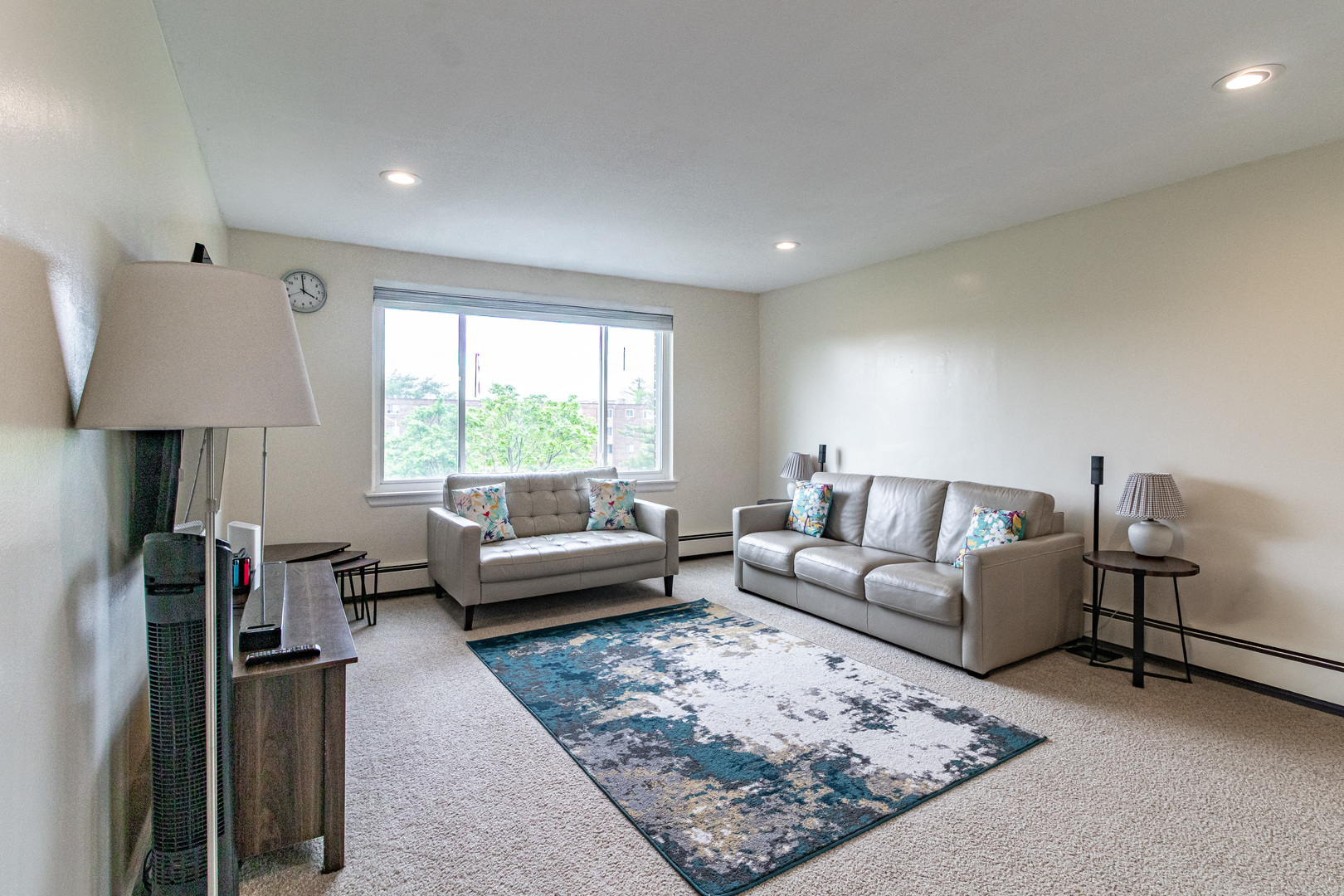 Homes for sale in Hoffman Estates, IL | 1475 Rebecca Dr #422, Hoffman Estates, IL 60194 | MLS# 12640359
