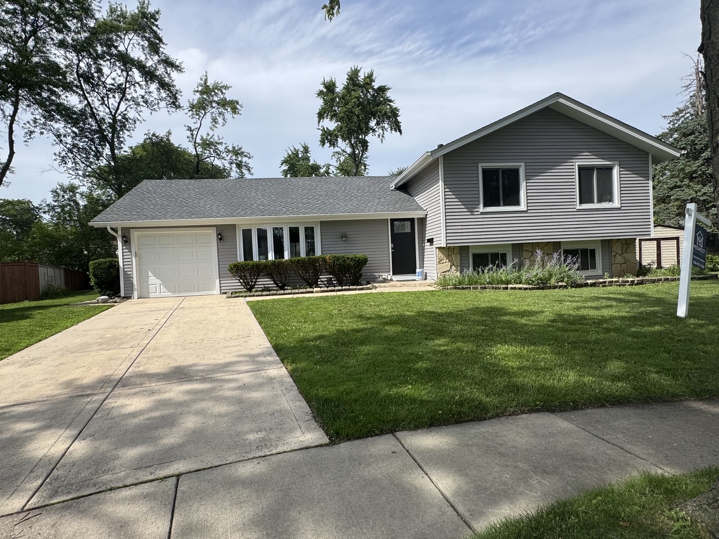 Homes for sale in Hanover Park, IL | 1812 Downey Ct, Hanover Park, IL 60133 | MLS# 12641175