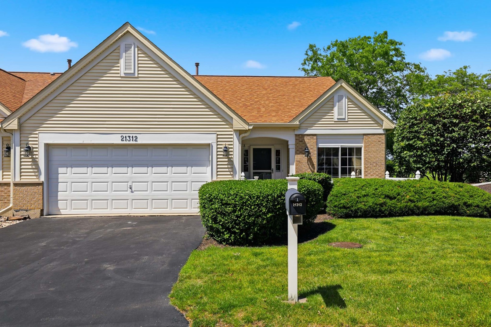 Homes for sale in Plainfield, IL | 21312 W Douglas Ln, Plainfield, IL 60544 | MLS# 12641444