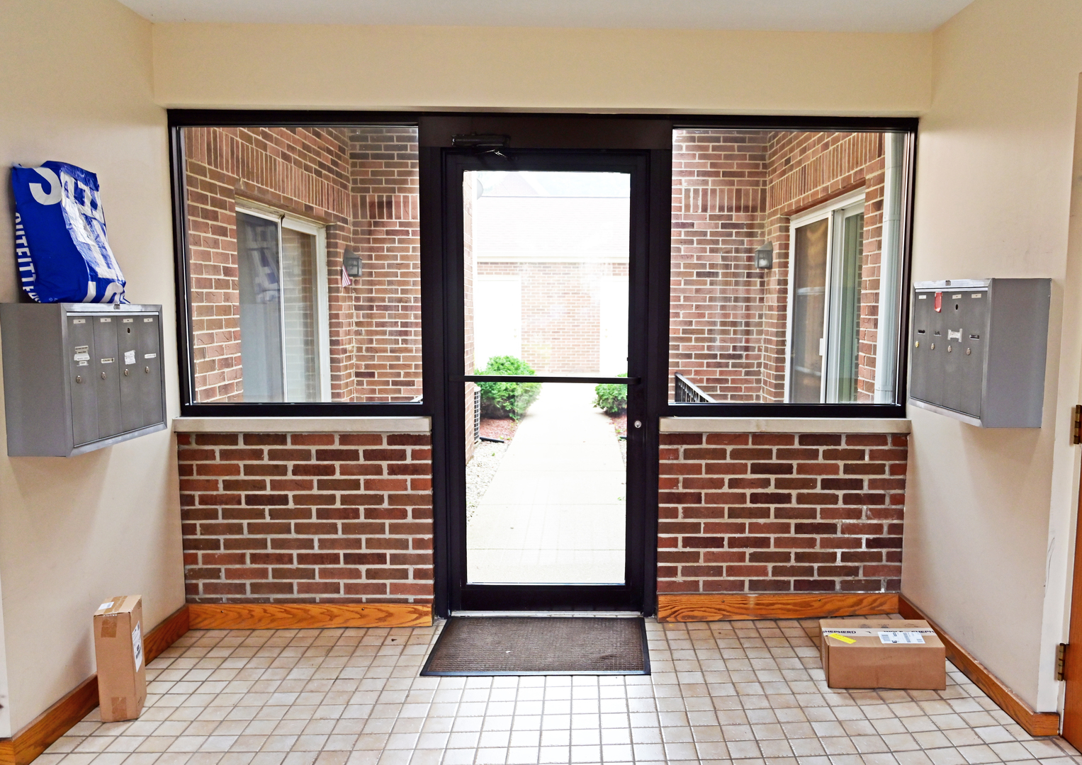 2nd image of 5805 W Eddy St #1D, Chicago, IL 60634 | MLS# 12641975
