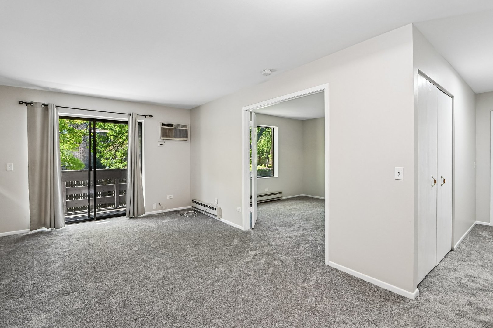 Homes for sale in Palatine, IL | 1319 N Winslowe Dr #203, Palatine, IL 60074 | MLS# 12642985