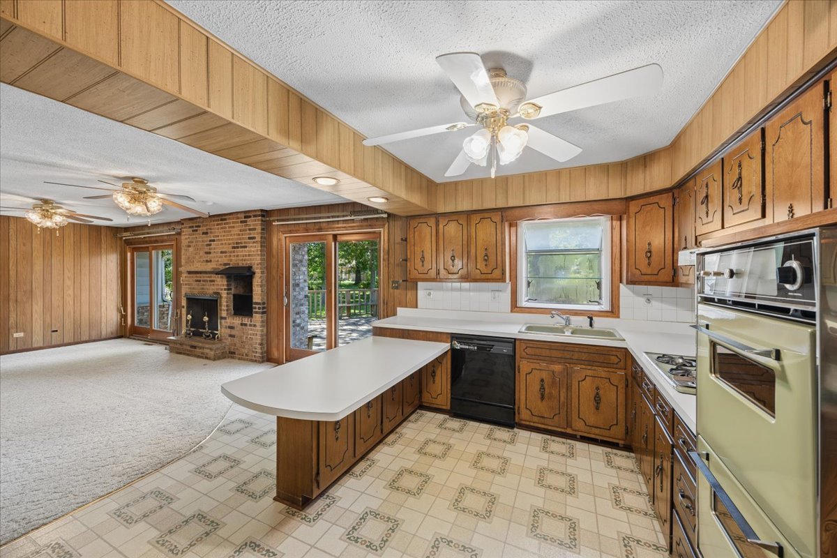 Homes for sale in Crete, IL | 3444 Huntington Ter, Crete, IL 60417 | MLS# 12643167