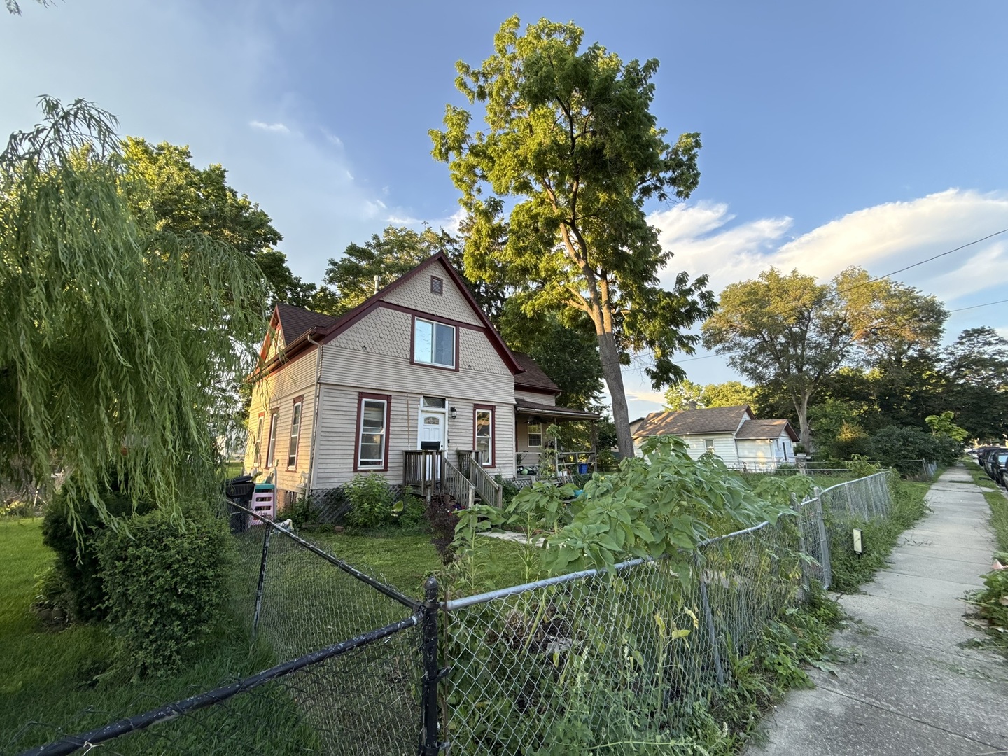 1st image of 1009 W Monroe St, Bloomington, IL 61701 | MLS# 12644242