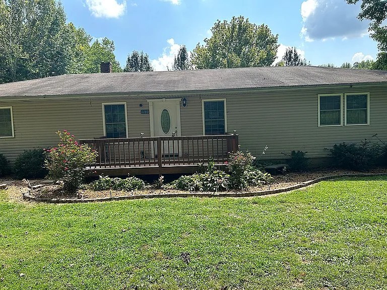 Homes for sale in Grantsburg, IL | 6180 Reevesville Rd, Grantsburg, IL 62943 | MLS# 12644250