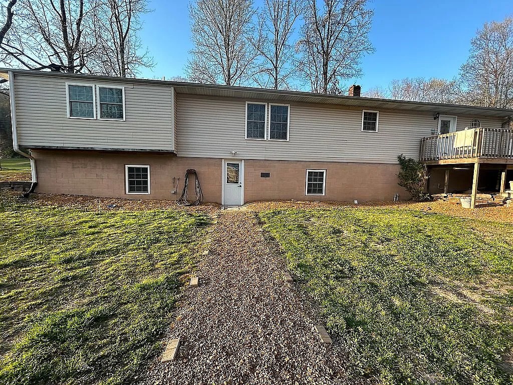 Homes for sale in Grantsburg, IL | 6180 Reevesville Rd, Grantsburg, IL 62943 | MLS# 12644250
