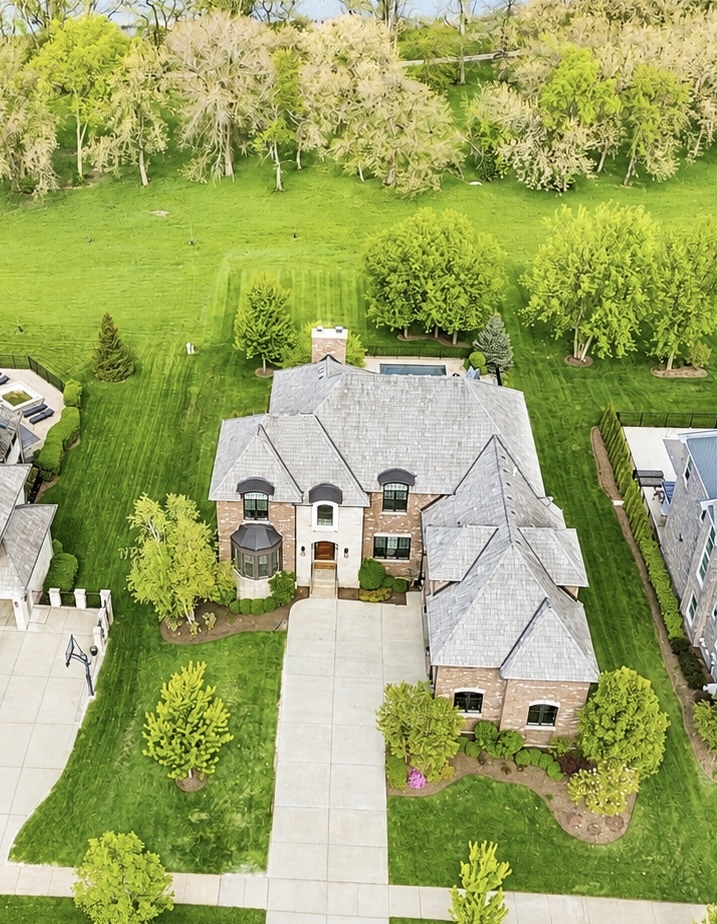 Homes for sale in Vernon Hills, IL | 1744 Lake Charles Dr, Vernon Hills, IL 60061 | MLS# 12644365
