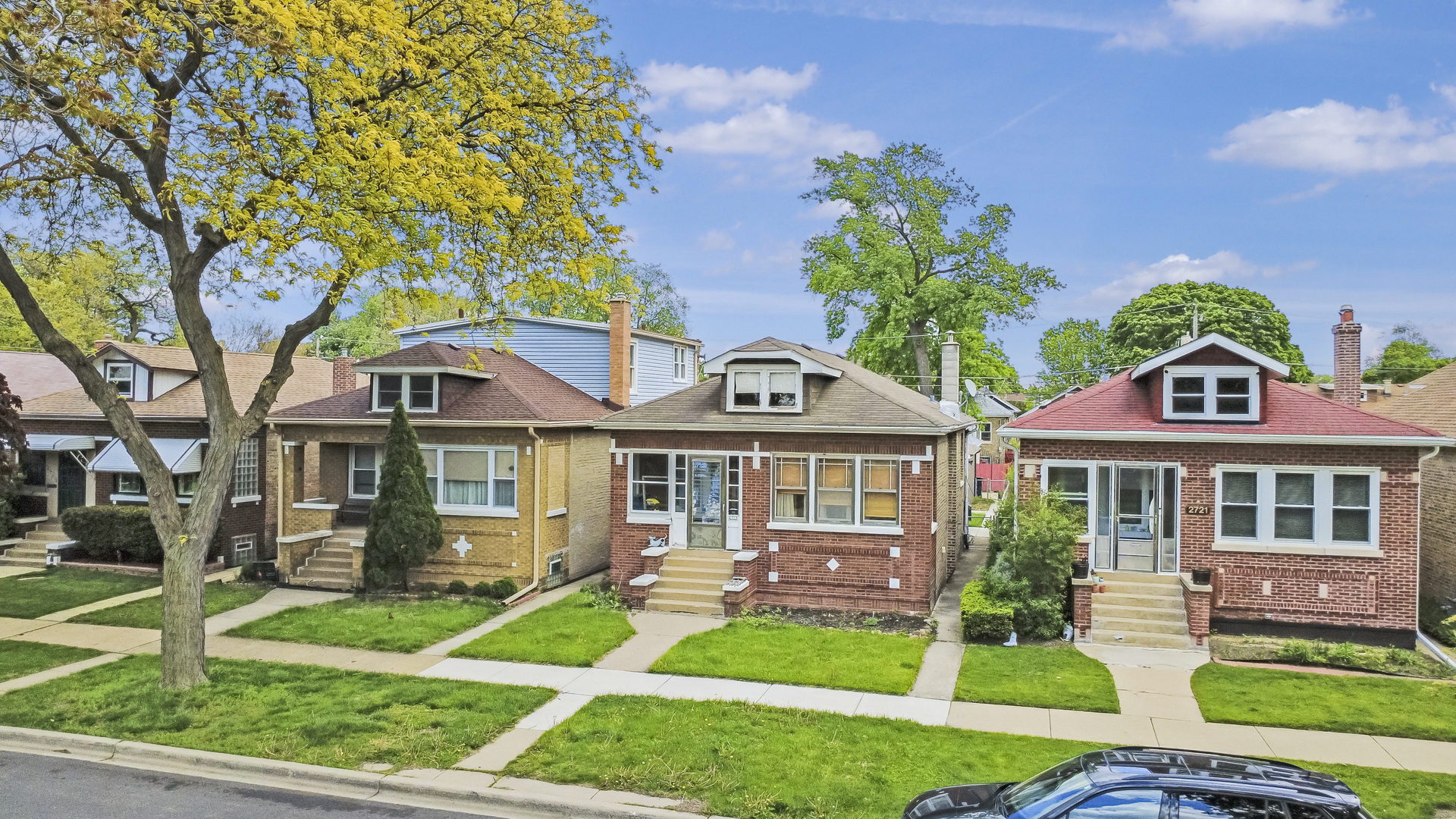 Homes for sale in Berwyn, IL | 2719 Euclid Ave, Berwyn, IL 60402 | MLS# 12644366