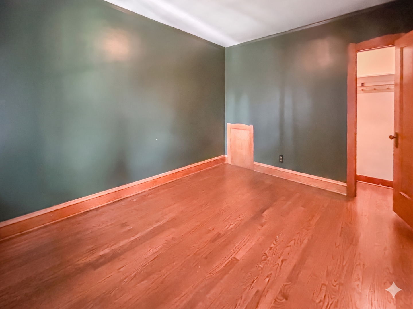 Homes for sale in Berwyn, IL | 2719 Euclid Ave, Berwyn, IL 60402 | MLS# 12644366