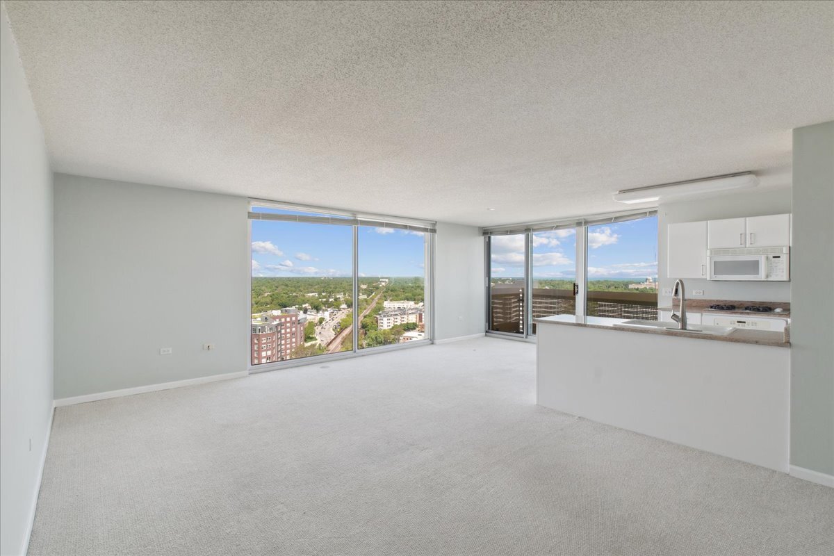 5th image of 1720 Maple Ave #2240, Evanston, IL 60201 | MLS# 12644793