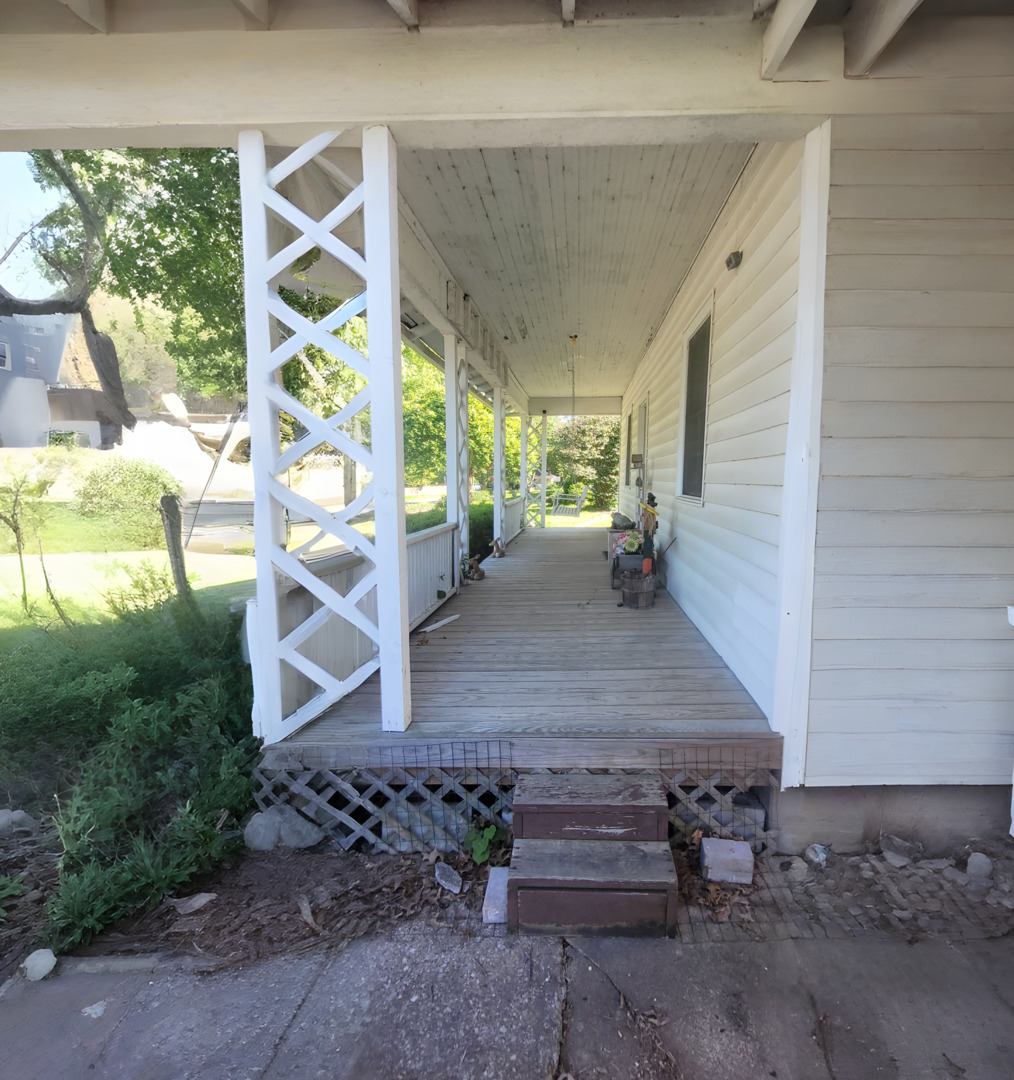 Homes for sale in Murphysboro, IL | 919 N 7Th St, Murphysboro, IL 62966 | MLS# 12645610